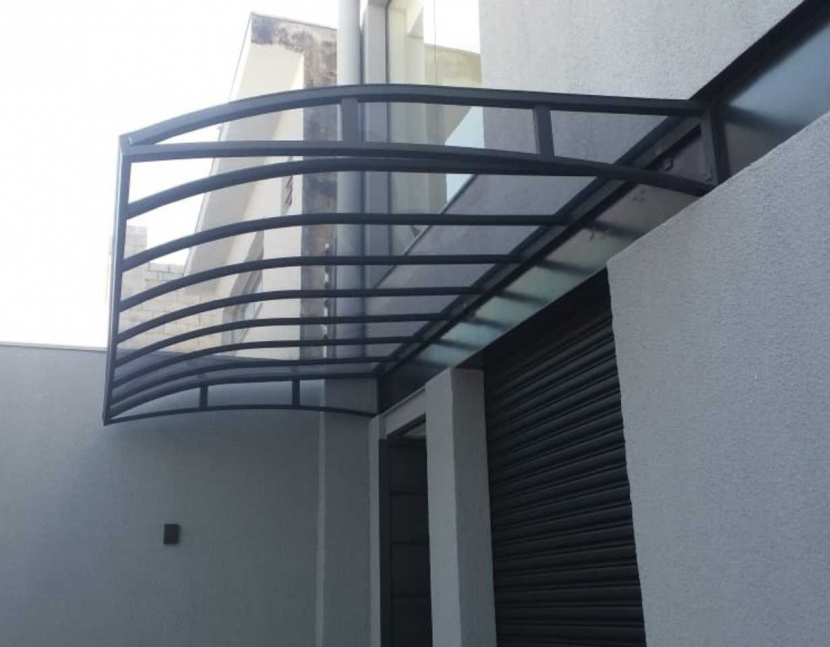 Serviço de Toldo de Policarbonato.
